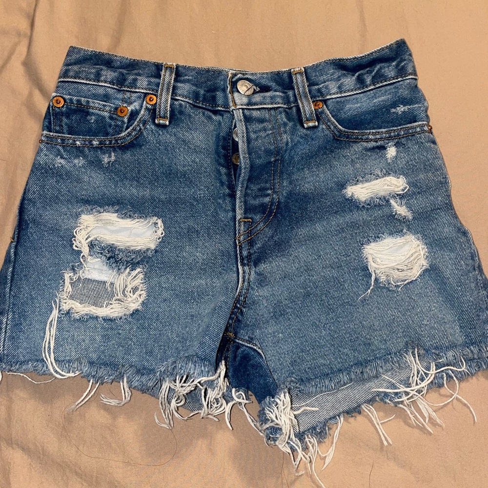 Levi’s Wedgie Shorts